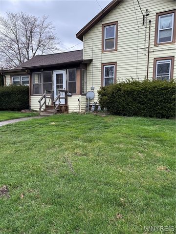 9604 Cayuga Drive, Niagara Falls, NY 14304