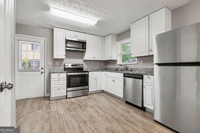 7788 Marabou Lane, Riverdale, GA 30274