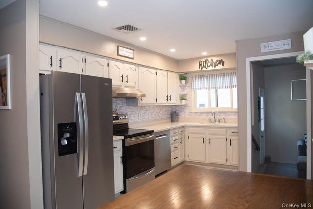 171 Tyler Avenue, Miller Place, NY 11764