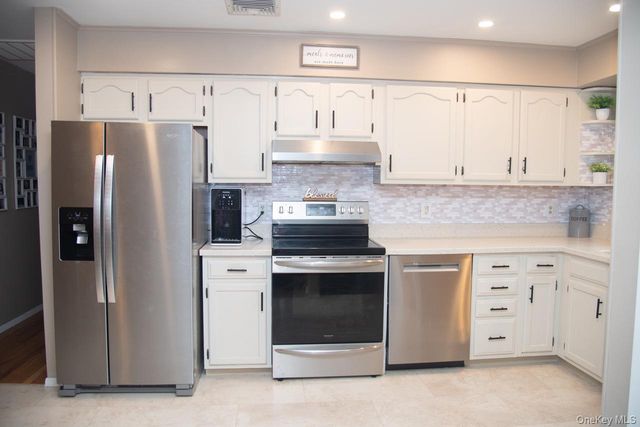 171 Tyler Avenue, Miller Place, NY 11764