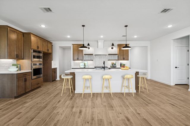 11402 Old Fashion Circle, Mont Belvieu, TX 77535