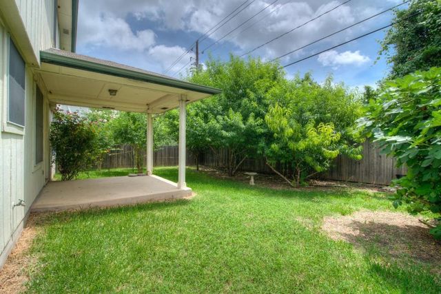 8701 Corran Ferry DR, Austin, TX 78749