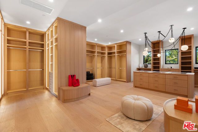 5345 Encino Avenue, Encino (los Angeles), CA 91316