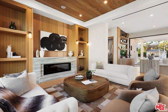 5345 Encino Avenue, Encino (los Angeles), CA 91316