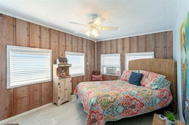 959 S East Road, Crystal Beach, TX 77650