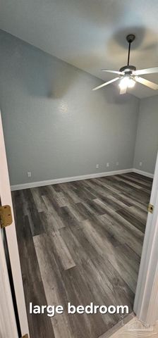 7831 Stallworth Ln, Pensacola, FL 32526