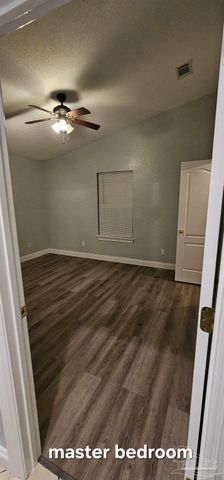 7831 Stallworth Ln, Pensacola, FL 32526