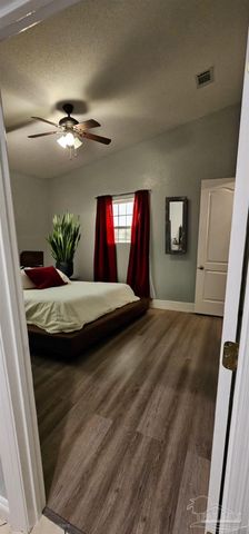 7831 Stallworth Ln, Pensacola, FL 32526