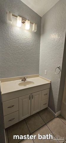 7831 Stallworth Ln, Pensacola, FL 32526