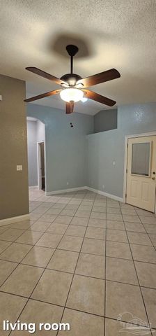 7831 Stallworth Ln, Pensacola, FL 32526