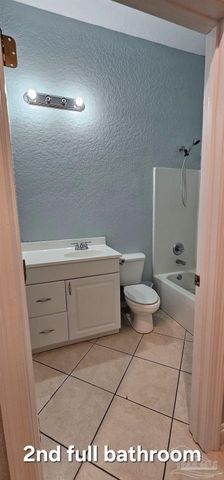 7831 Stallworth Ln, Pensacola, FL 32526