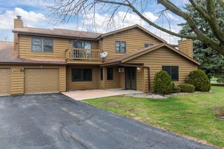 975 MANOR DRIVE #78, Neenah, WI 54956