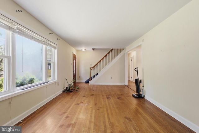 205 OAK LN, West Chester, PA 19382