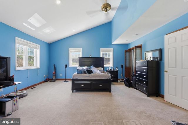 205 OAK LN, West Chester, PA 19382