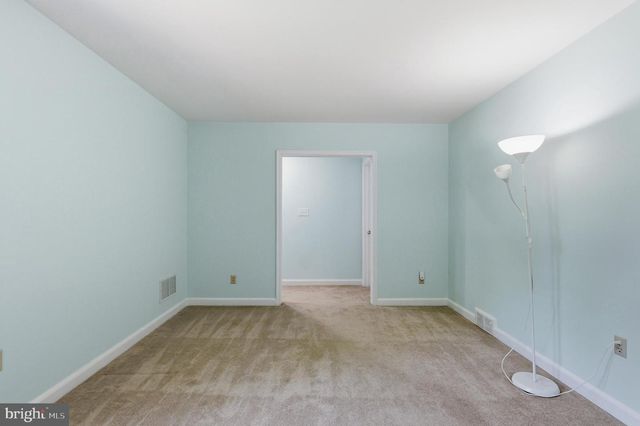 205 OAK LN, West Chester, PA 19382