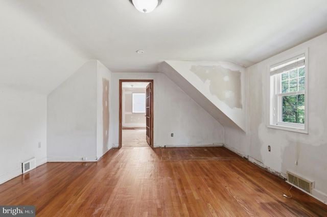 205 OAK LN, West Chester, PA 19382
