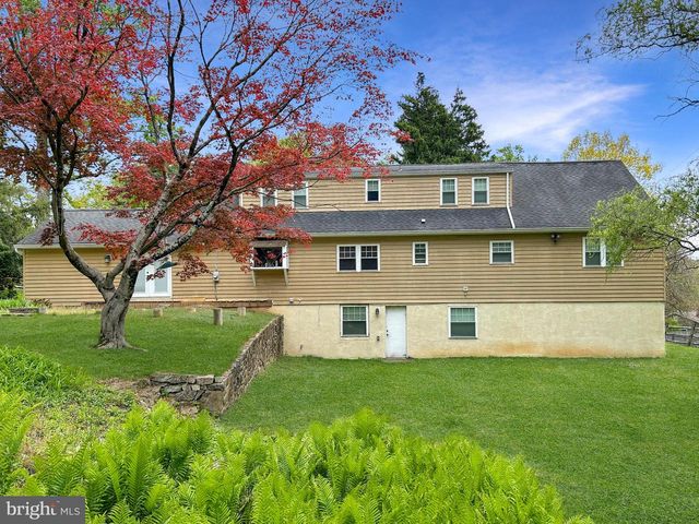 205 OAK LN, West Chester, PA 19382
