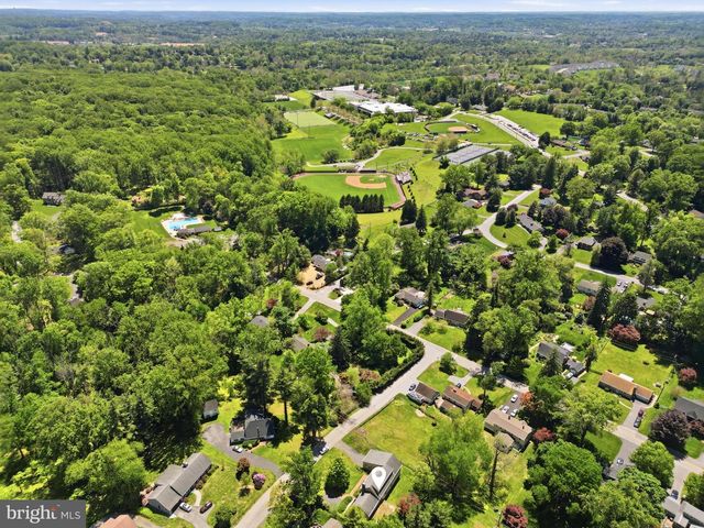 205 OAK LN, West Chester, PA 19382