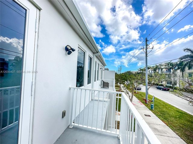 14467 SW 260th St, Homestead, FL 33032