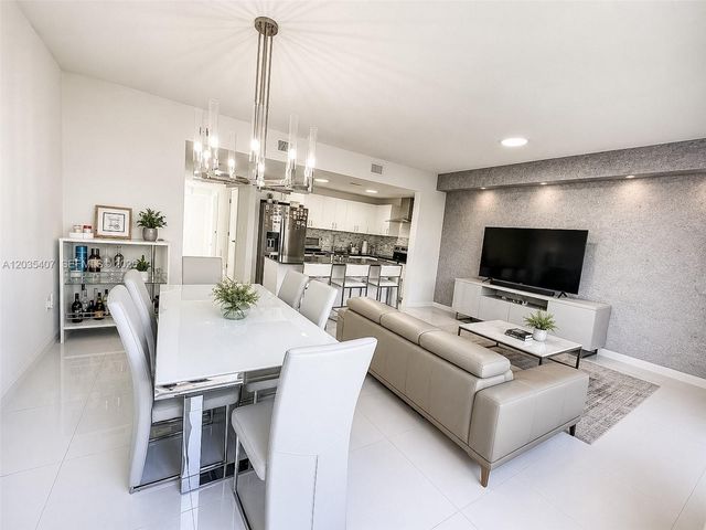 14467 SW 260th St, Homestead, FL 33032