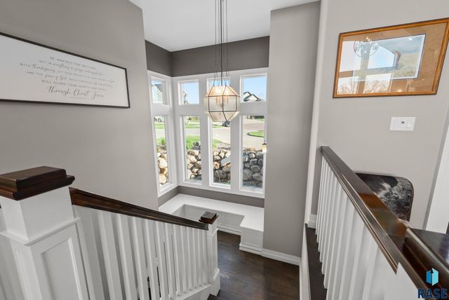 9004 E Torrey Pine Cir Circle, Sioux Falls, SD 57110