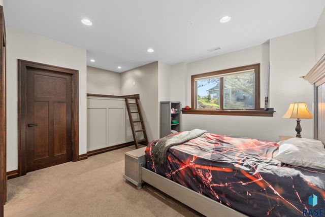 9004 E Torrey Pine Cir Circle, Sioux Falls, SD 57110