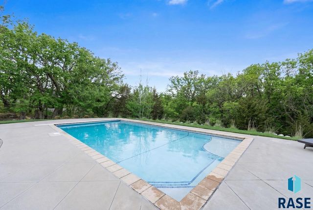 9004 E Torrey Pine Cir Circle, Sioux Falls, SD 57110
