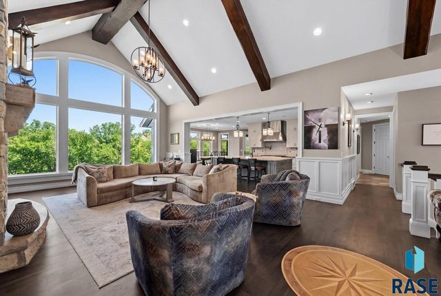 9004 E Torrey Pine Cir Circle, Sioux Falls, SD 57110