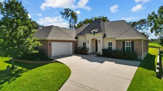 483 Cherry Hills Drive, Huntsville, TX 77340