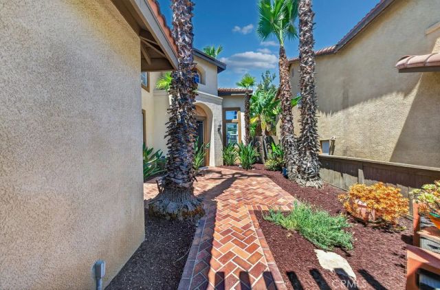 43683 Altamura Court, Temecula, CA 92592