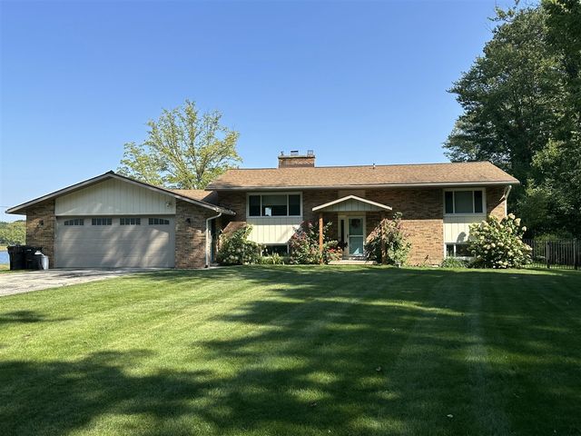 8610 Dygert Drive, Alto, MI 49302