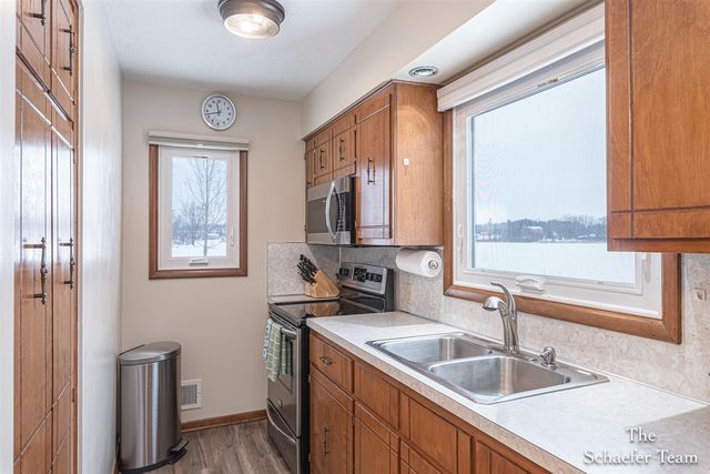 8610 Dygert Drive, Alto, MI 49302