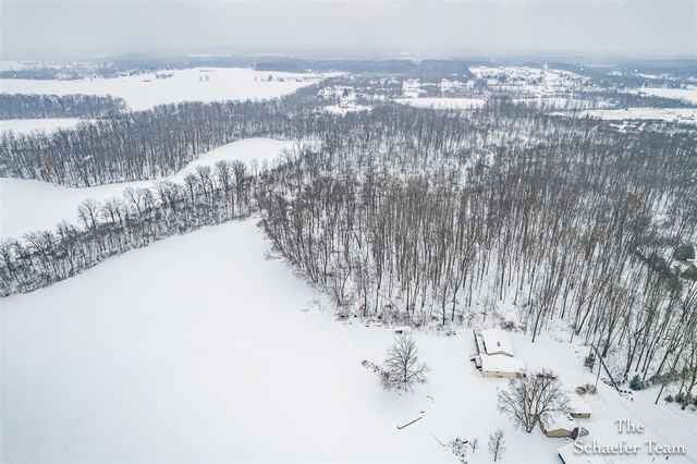 8610 Dygert Drive, Alto, MI 49302