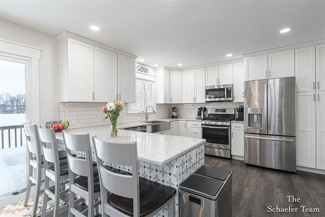 8610 Dygert Drive, Alto, MI 49302