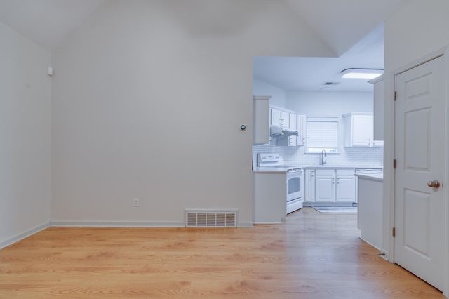 1415 DOWN RIVER DR, Memphis, TN 38103