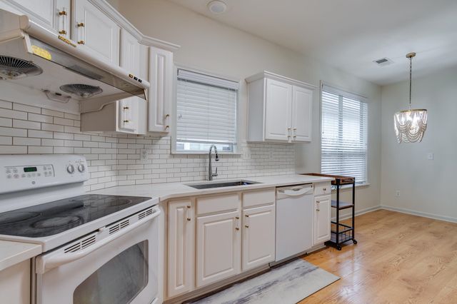 1415 DOWN RIVER DR, Memphis, TN 38103