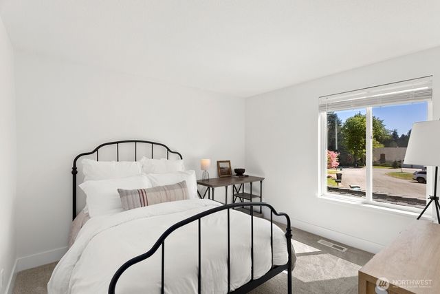 14218 SE 163rd Place, Renton, WA 98058