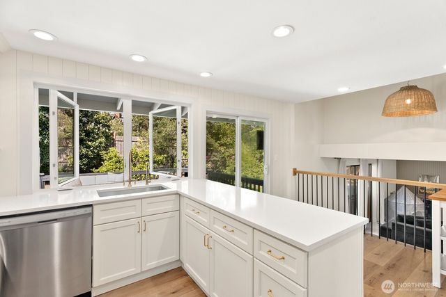 14218 SE 163rd Place, Renton, WA 98058