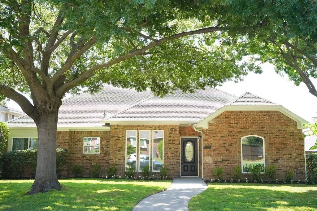 1309 Iowa Drive, Plano, TX 75093