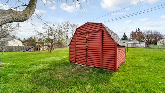 24 Masthead Way, Henrietta, NY 14622