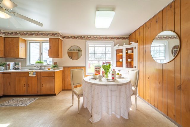 24 Masthead Way, Henrietta, NY 14622