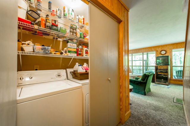 143 Hurricane Dr., Greers Ferry, AR 72067