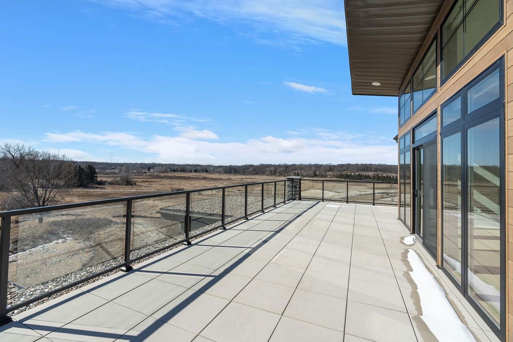 1 Hill Farm Road 306, North Oaks, MN 55127 — photo 4