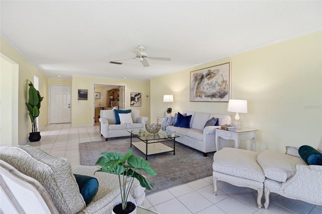 7427 CARNOUSTIE DRIVE 7A, Sarasota, FL 34238