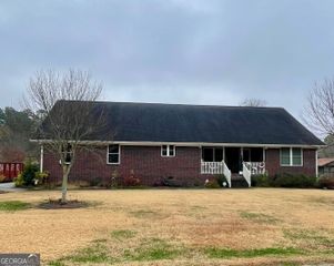 11 Paige Street, Cartersville, GA 30121