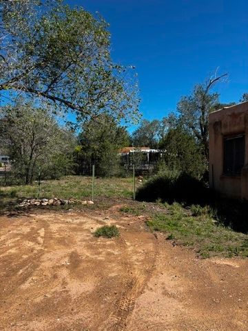 1628 Brae Street, Santa Fe, NM 87505