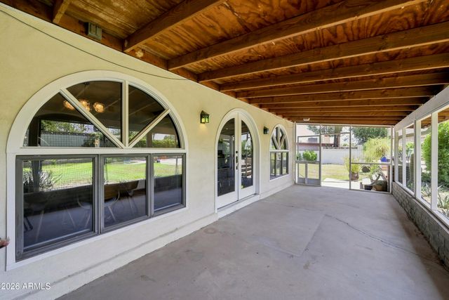3827 E MERCER Lane, Phoenix, AZ 85028