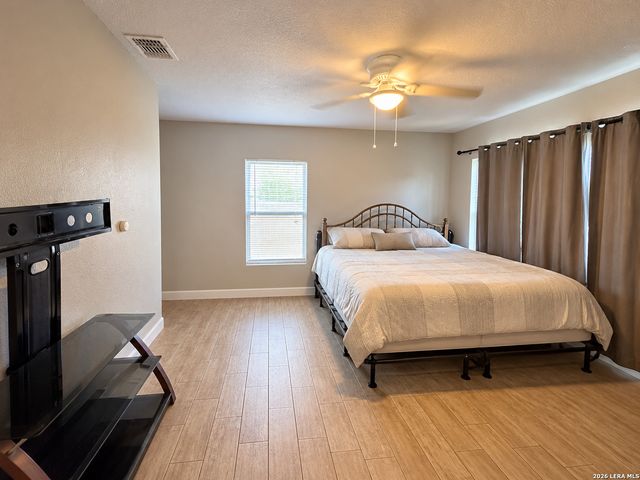 5111 GRAY BUFFALO DR, San Antonio, TX 78242