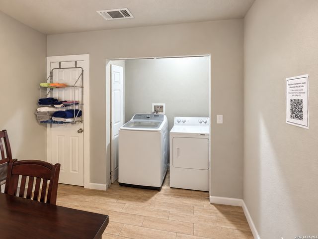5111 GRAY BUFFALO DR, San Antonio, TX 78242