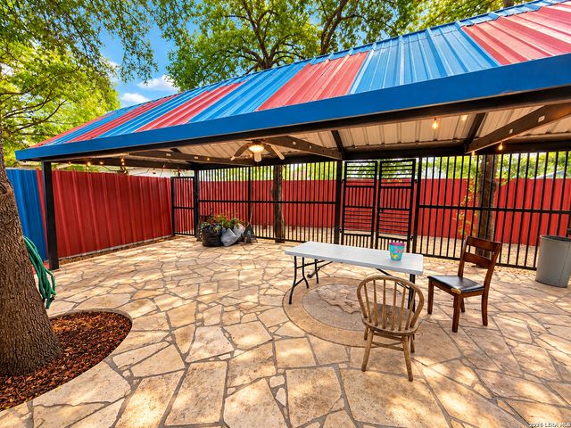 5111 GRAY BUFFALO DR, San Antonio, TX 78242